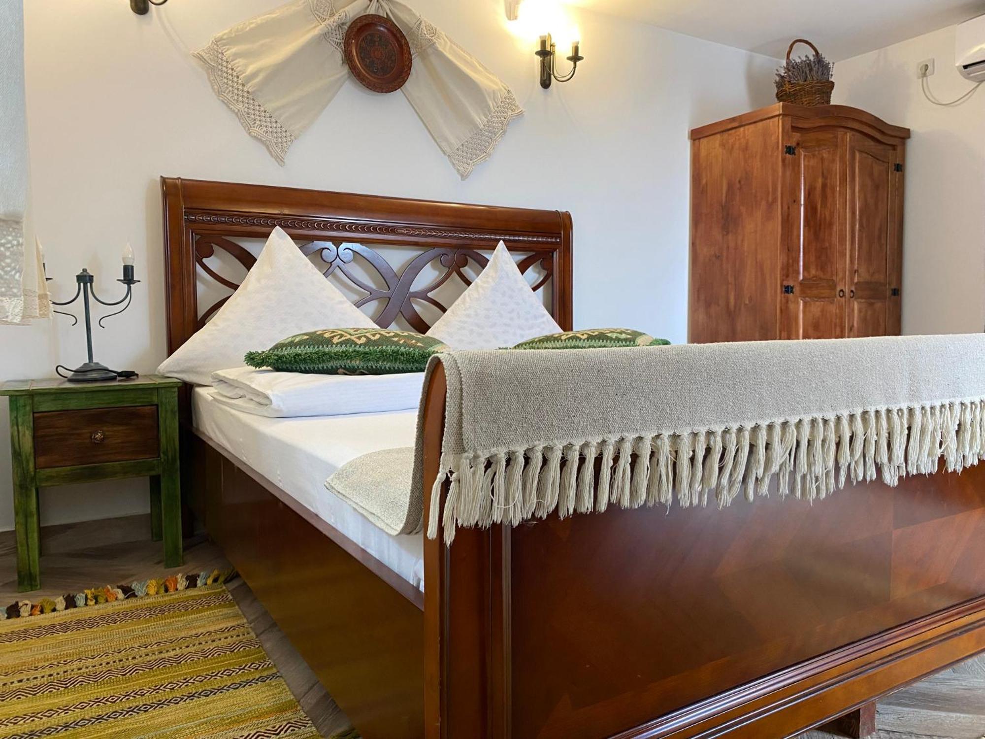 Casa Soarelui Hotel Murighiol Luaran gambar